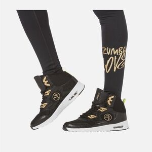 GREAT Condition: Zumba Love Ruched High Waisted Leggings - Black & Gold